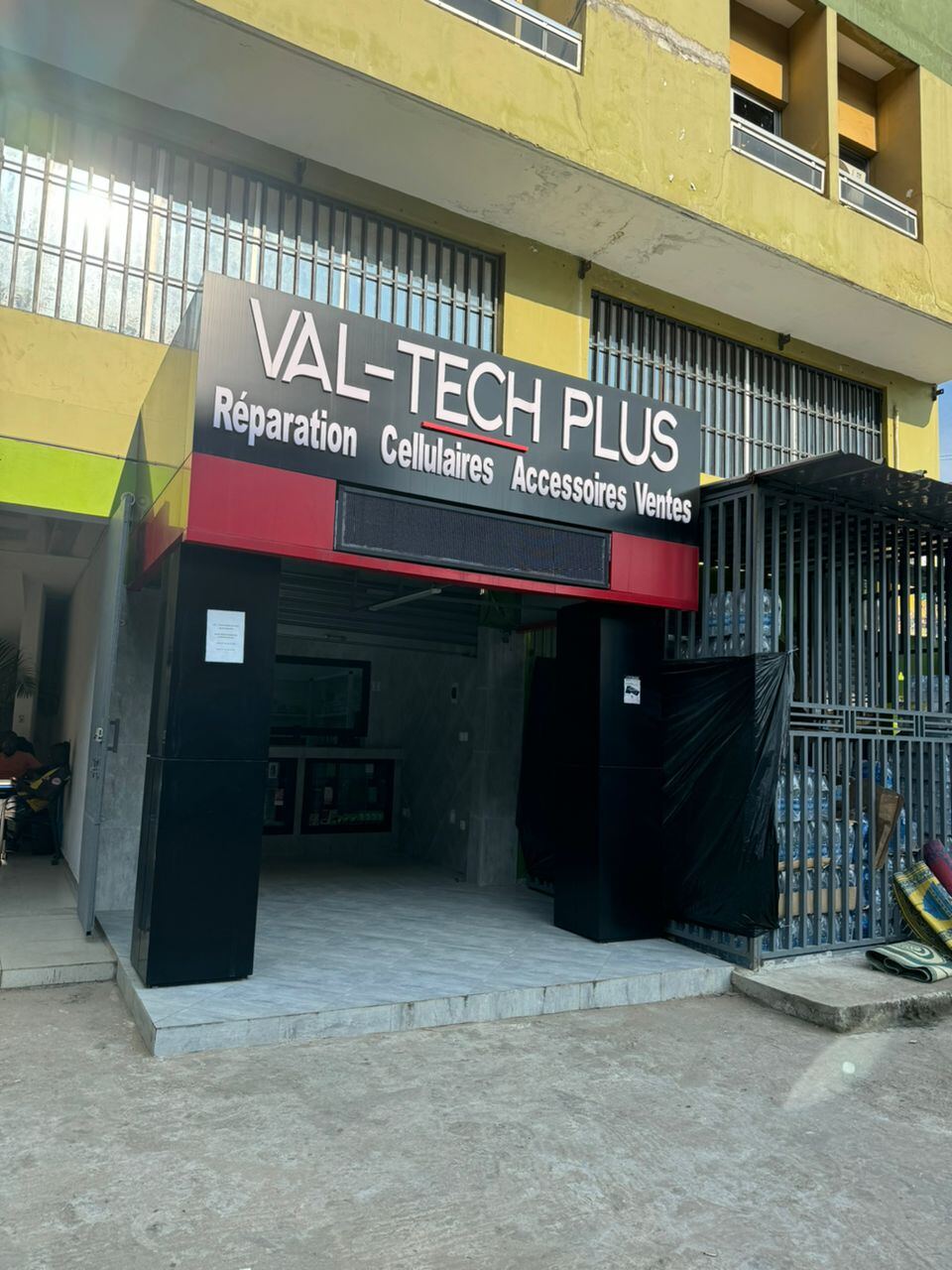 Enseigne Val-Tech Plus
